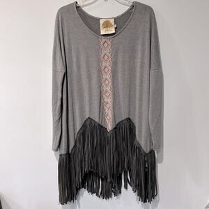 Missy Robertson gray fringe blouse long sleeve small